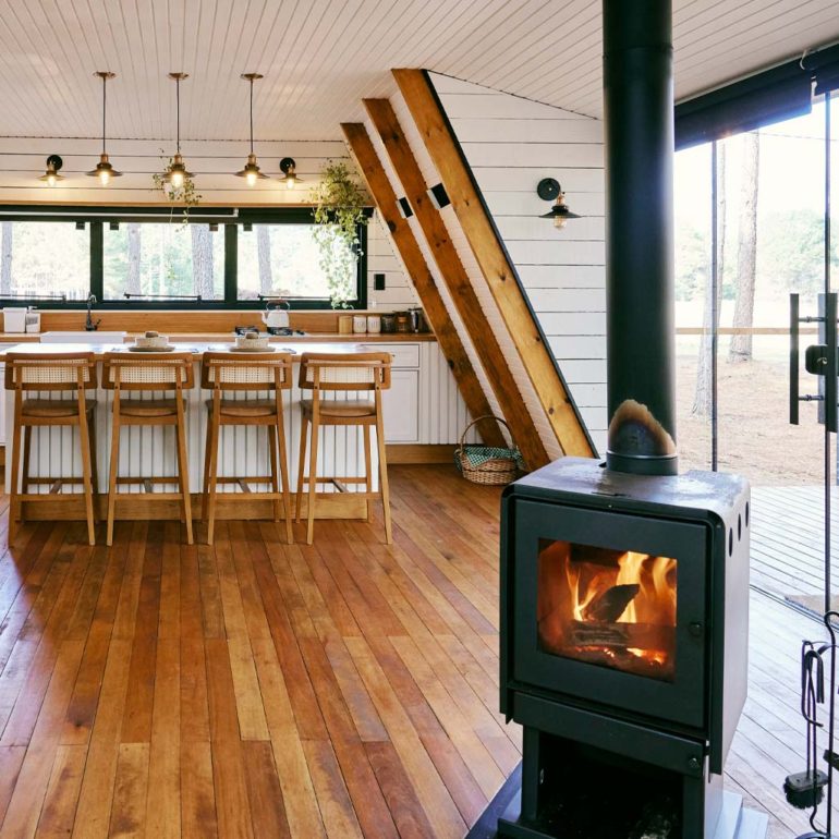 cabins in manitoba for sale